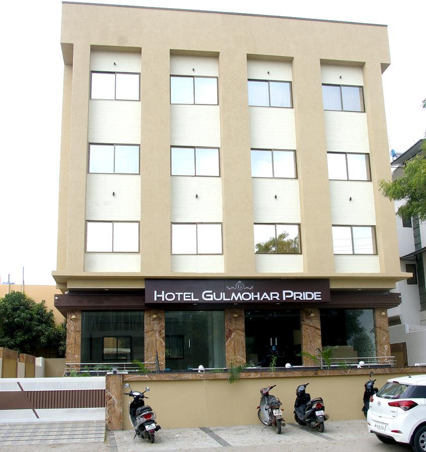 古尔莫哈尔骄傲酒店 艾哈迈德讷格尔 外观 照片